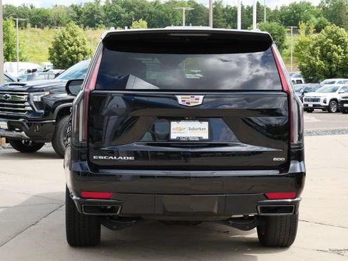 Used 2023 Cadillac Escalade Sport AWD/4WD image 5