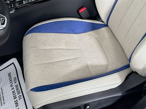 Used 2025 Acura ADX A-Spec image 19