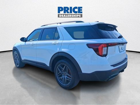 New 2026 Ford Explorer ST-Line AWD/4WD image 14
