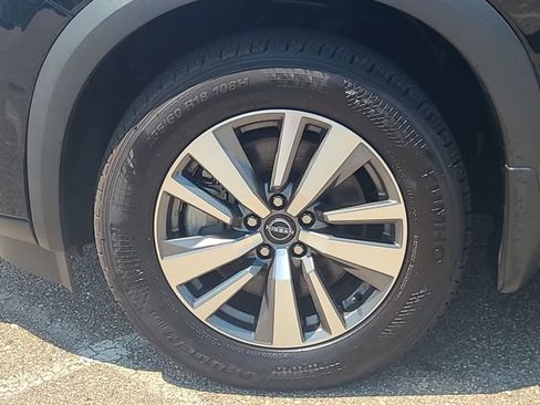 Used 2024 Nissan Pathfinder SL FWD image 10