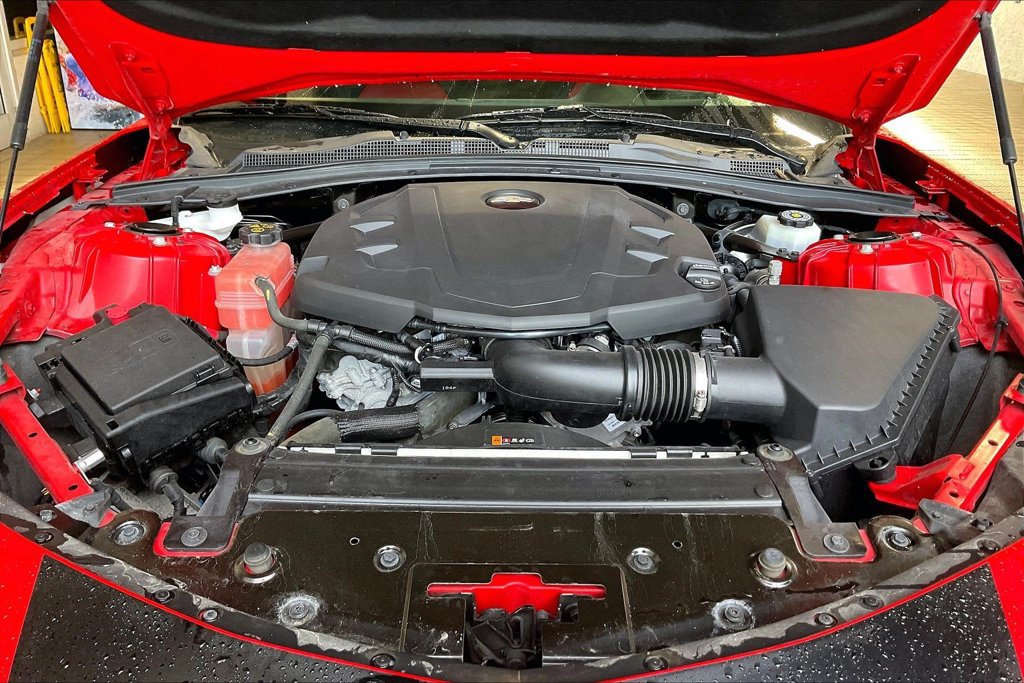 Used 2018 Chevrolet Camaro LT RWD image 25
