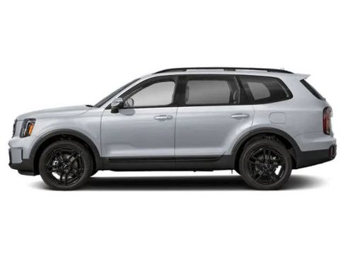 Used 2025 Kia Telluride EX X-Line AWD/4WD image 3