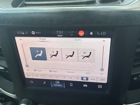 Used 2022 RAM 1500 Big Horn AWD/4WD image 23