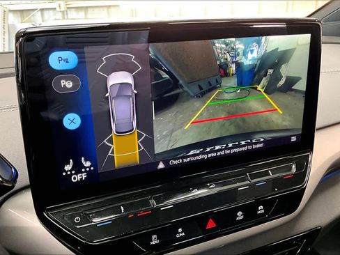 Used 2023 Volkswagen ID.4 Pro S image 24