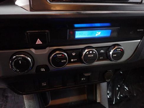 Used 2022 Toyota Tacoma SR image 19