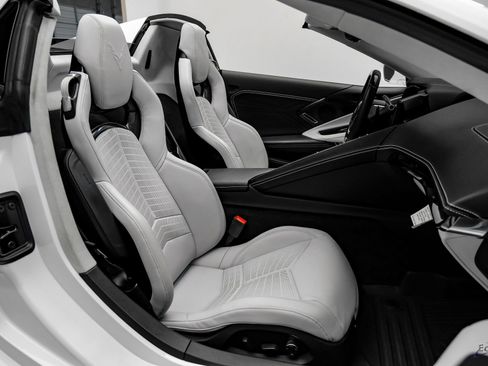 Used 2025 Chevrolet Corvette Z06 w/ Z07 Performance Package image 60