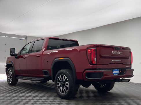 Used 2022 GMC Sierra 2500 AT4 w/ Gooseneck/5TH Wheel Package AWD/4WD image 11
