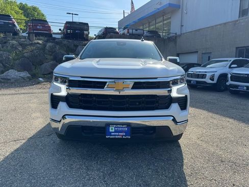 Used 2023 Chevrolet Silverado 1500 LT AWD/4WD image 10