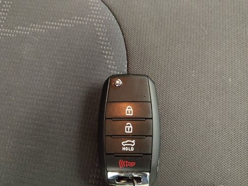 Used 2014 Kia Rio LX w/ Power Package image 32