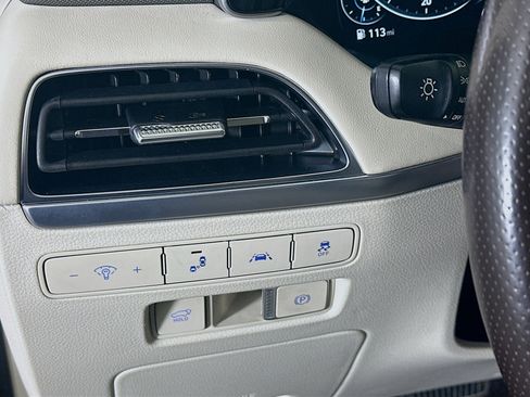 Used 2020 Hyundai Palisade Limited image 17