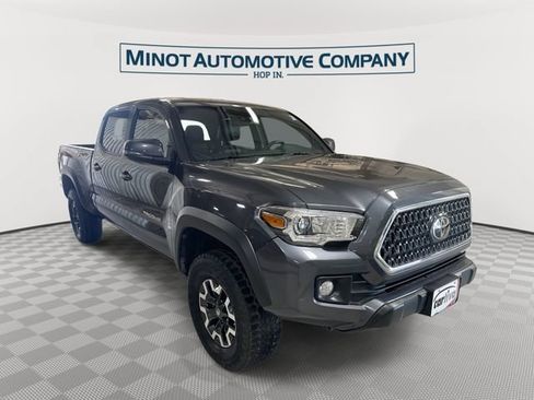 Used 2019 Toyota Tacoma TRD Off-Road AWD/4WD image 1