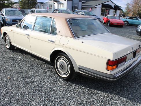 Used 1991 Rolls-Royce Silver Spur II image 17