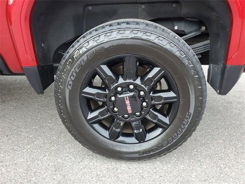 Used 2025 GMC Sierra 2500 AT4 w/ AT4 Premium Plus Package image 24