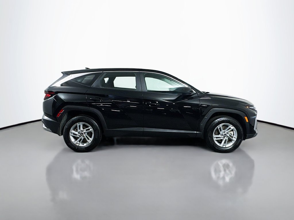 Used 2026 Hyundai Tucson SE AWD/4WD image 9