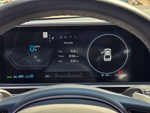 Used 2024 Hyundai Ioniq 6 SE image 28