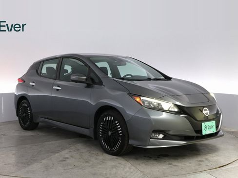 Used 2023 Nissan Leaf SV Plus image 4