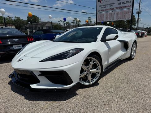 Used 2021 Chevrolet Corvette Stingray Preferred Cpe w/ Engine Appearance Package RWD image 46