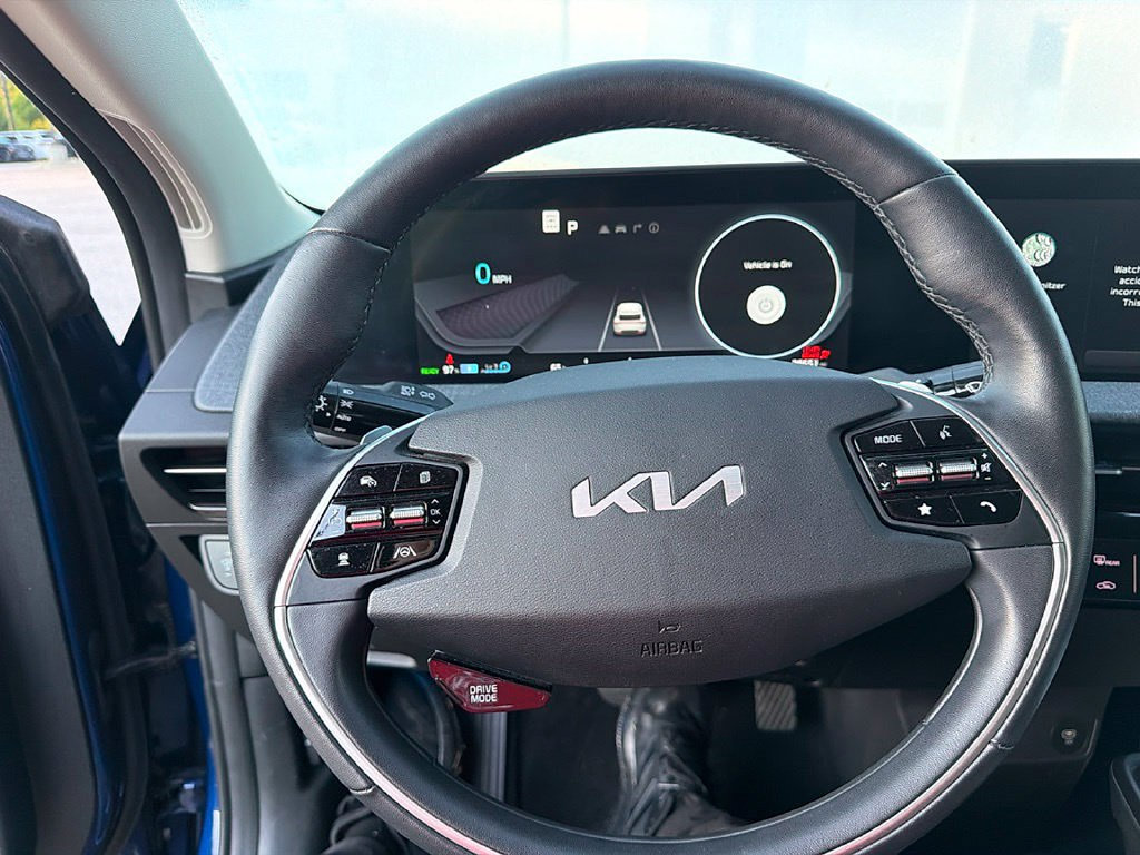 Used 2023 Kia EV6 Wind w/ Wind Technology Package AWD/4WD image 10