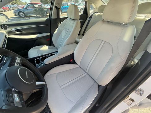 Used 2025 Hyundai Sonata SEL image 32