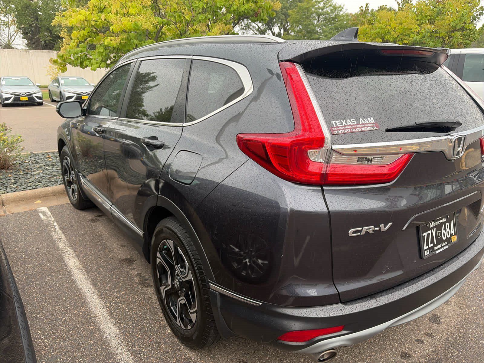 Used 2019 Honda CR-V Touring image 4