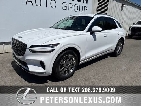 Used 2025 Genesis GV70 2.5T AWD/4WD image 7