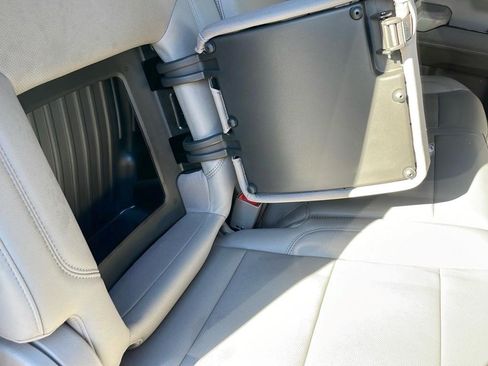 Certified 2022 GMC Sierra 1500 SLT w/ SLT Premium Package image 16