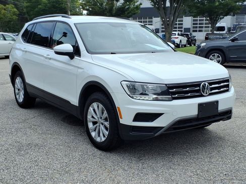 Used 2019 Volkswagen Tiguan S w/ Driver Assistance Package AWD/4WD image 5