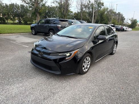 Used 2024 Toyota Corolla LE FWD image 1