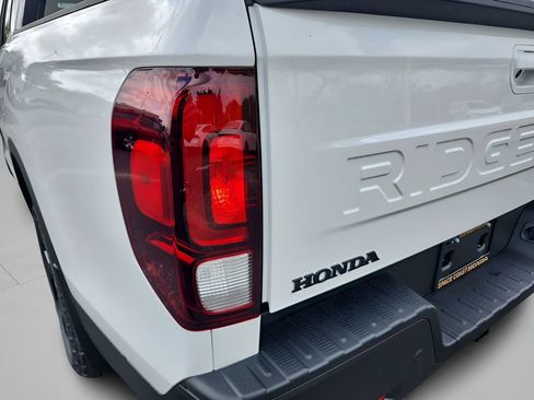 New 2026 Honda Ridgeline Black Edition image 34