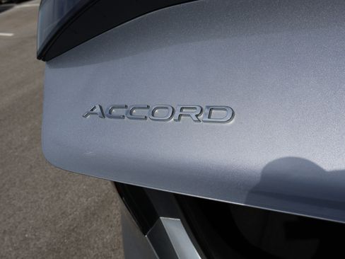 Used 2025 Honda Accord LX image 15
