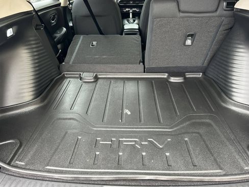 Used 2024 Honda HR-V LX image 17