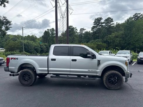 Used 2019 Ford F250 XL w/ STX Appearance Package AWD/4WD image 4