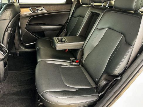 Used 2023 Kia Sportage EX image 20