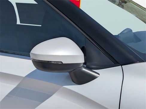 New 2026 Mitsubishi Outlander ES image 12