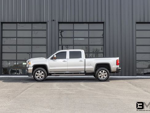 Used 2018 GMC Sierra 2500 SLT w/ Duramax Plus Package image 1