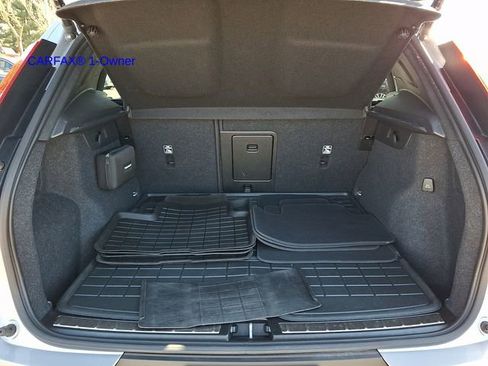 Certified 2023 Volvo XC40 B5 Plus w/ Driver Assist Package image 30