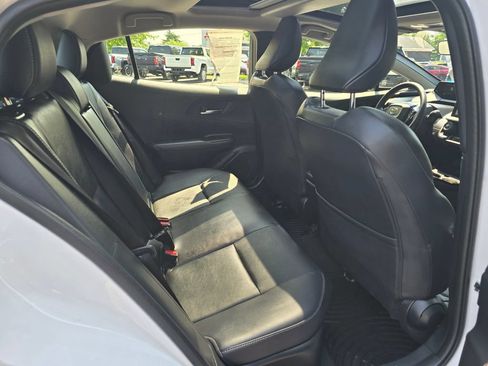 Used 2025 Toyota Prius AWD image 14