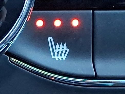 Used 2024 Chevrolet Trax RS w/ Driver Confidence Package image 25