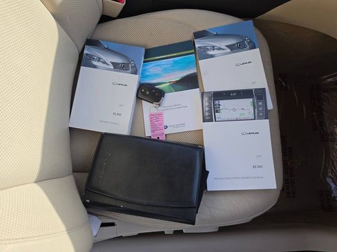 Used 2011 Lexus ES 350 FWD image 49