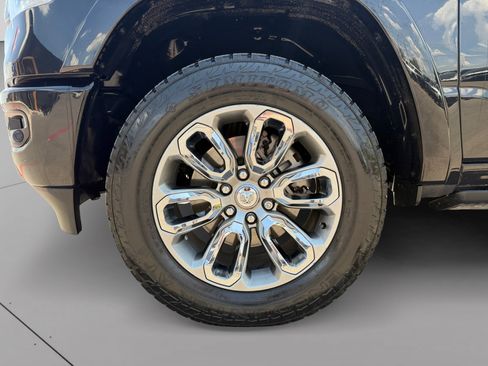 Used 2022 RAM 1500 Laramie w/ Laramie Southwest Edition AWD/4WD image 9