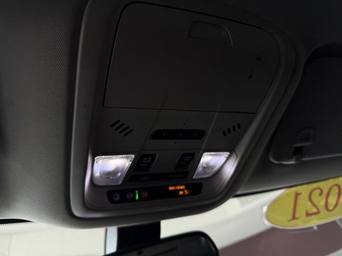 Used 2021 Buick Enclave Essence w/ LPO, Touring Package image 62