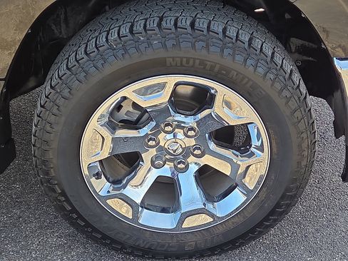 Used 2022 RAM 1500 Lone Star AWD/4WD image 8