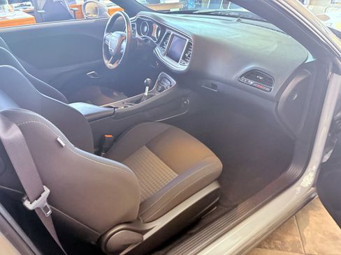 Used 2022 Dodge Challenger R/T Scat Pack image 15
