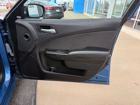 Used 2023 Dodge Charger SXT w/ Blacktop Package image 43