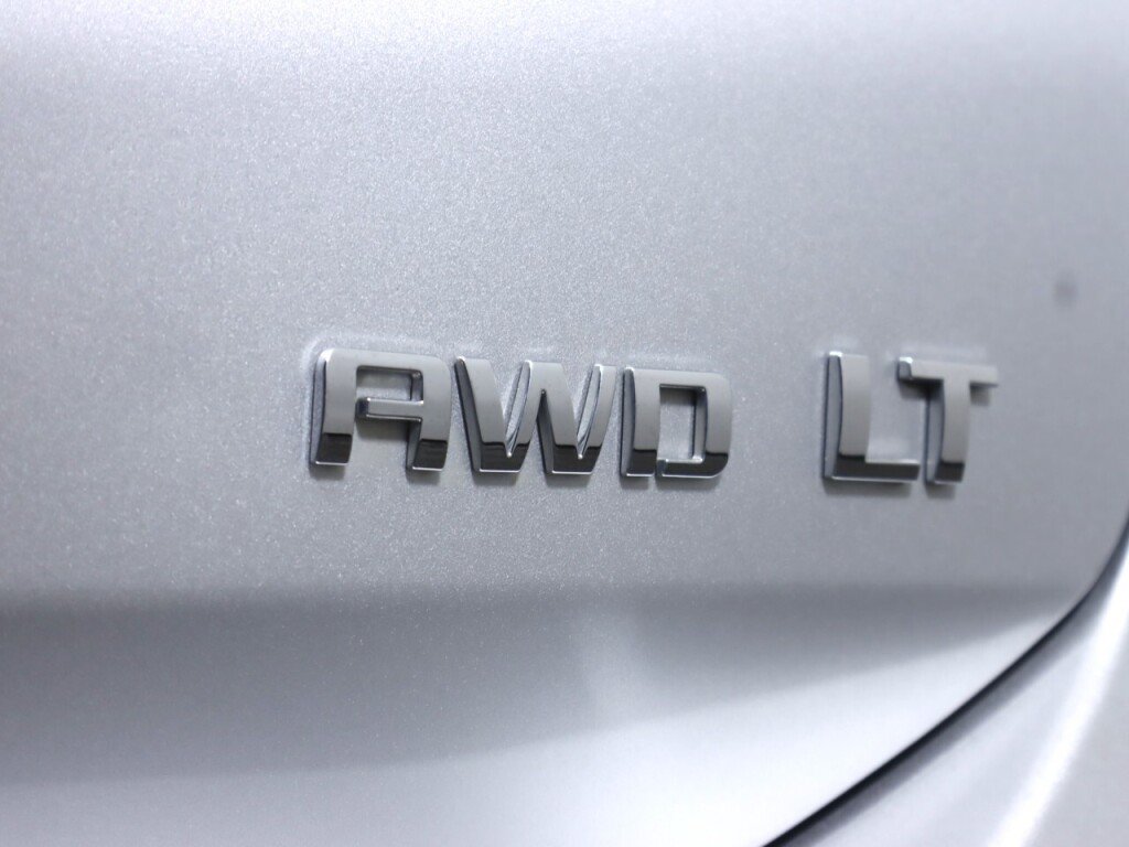 Used 2019 Chevrolet Equinox LT w/ Driver Convenience Package AWD/4WD image 36