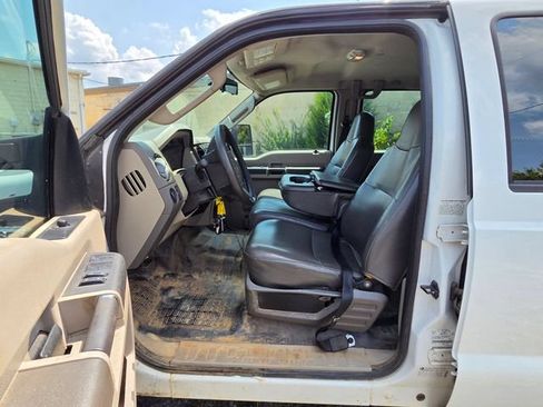 Used 2009 Ford F350 4x4 Crew Cab Super Duty image 5