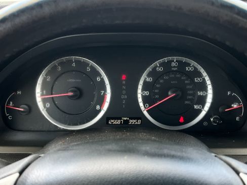 Used 2011 Honda Accord EX-L image 22