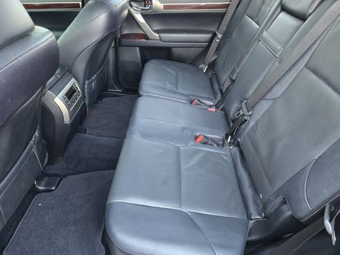 Used 2018 Lexus GX 460 Premium image 34