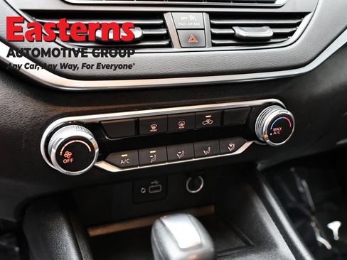 Used 2023 Nissan Altima 2.5 S FWD image 19