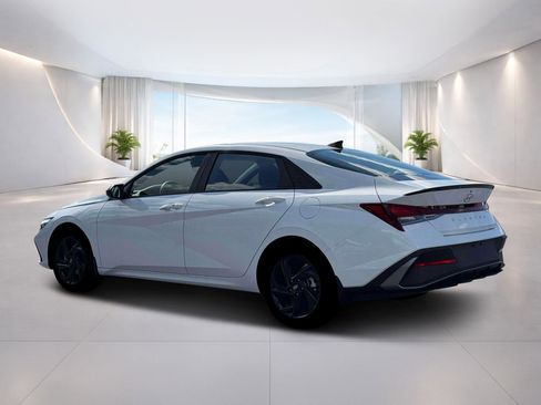 New 2026 Hyundai Elantra Sport image 4